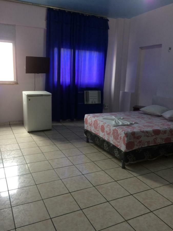 מנאוס Hotel Granada מראה חיצוני תמונה