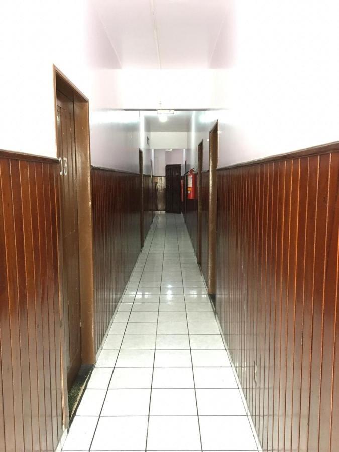 מנאוס Hotel Granada מראה חיצוני תמונה